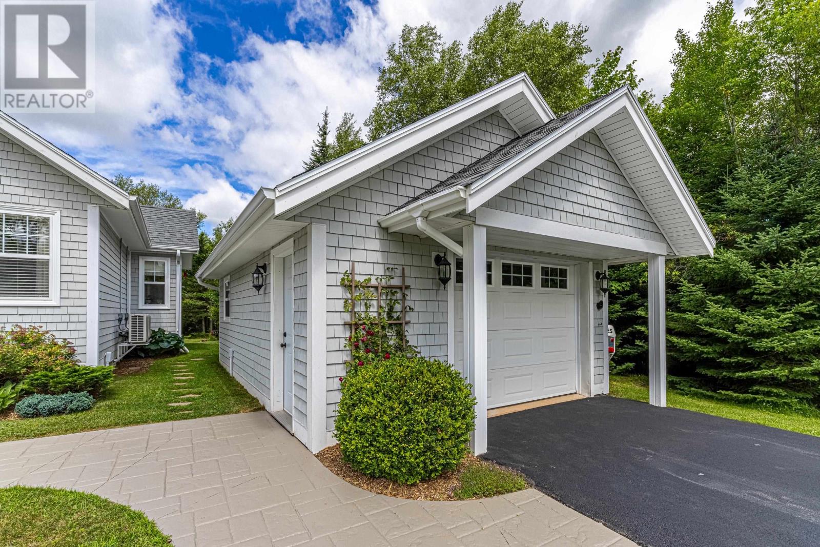 210 WINTER RIVER Circle - Photo 4