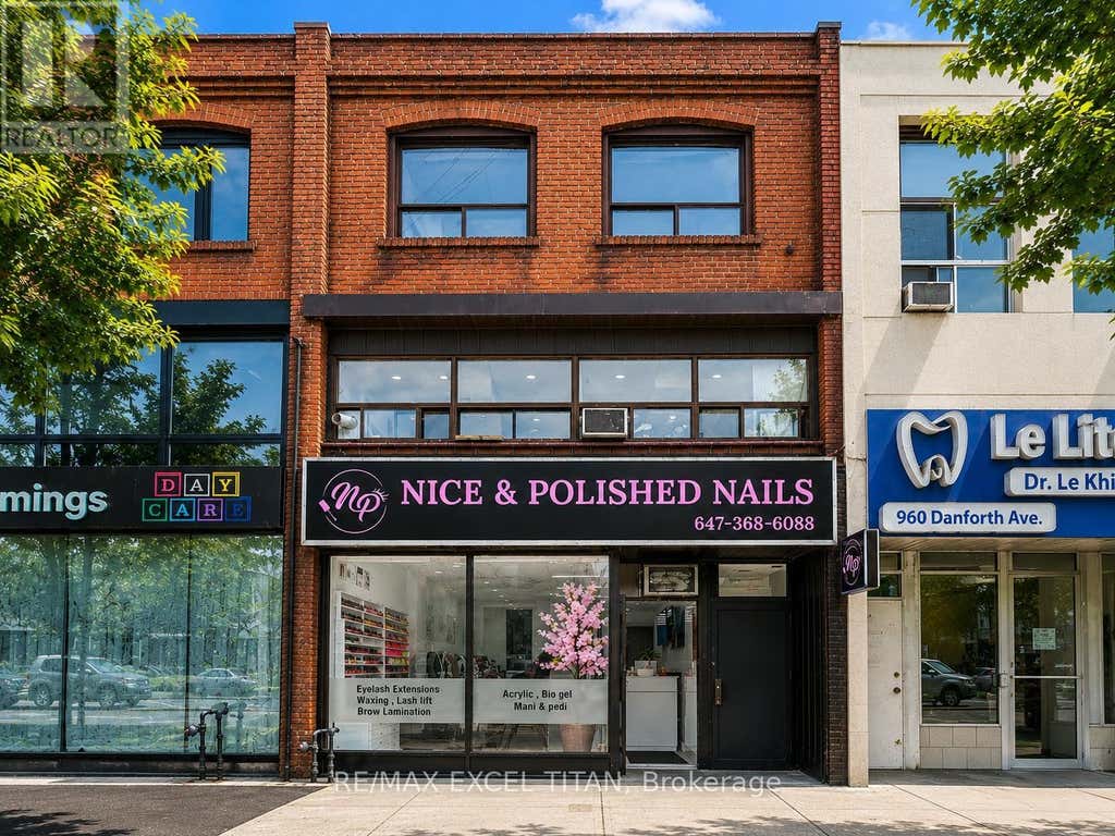 954 DANFORTH AVENUE