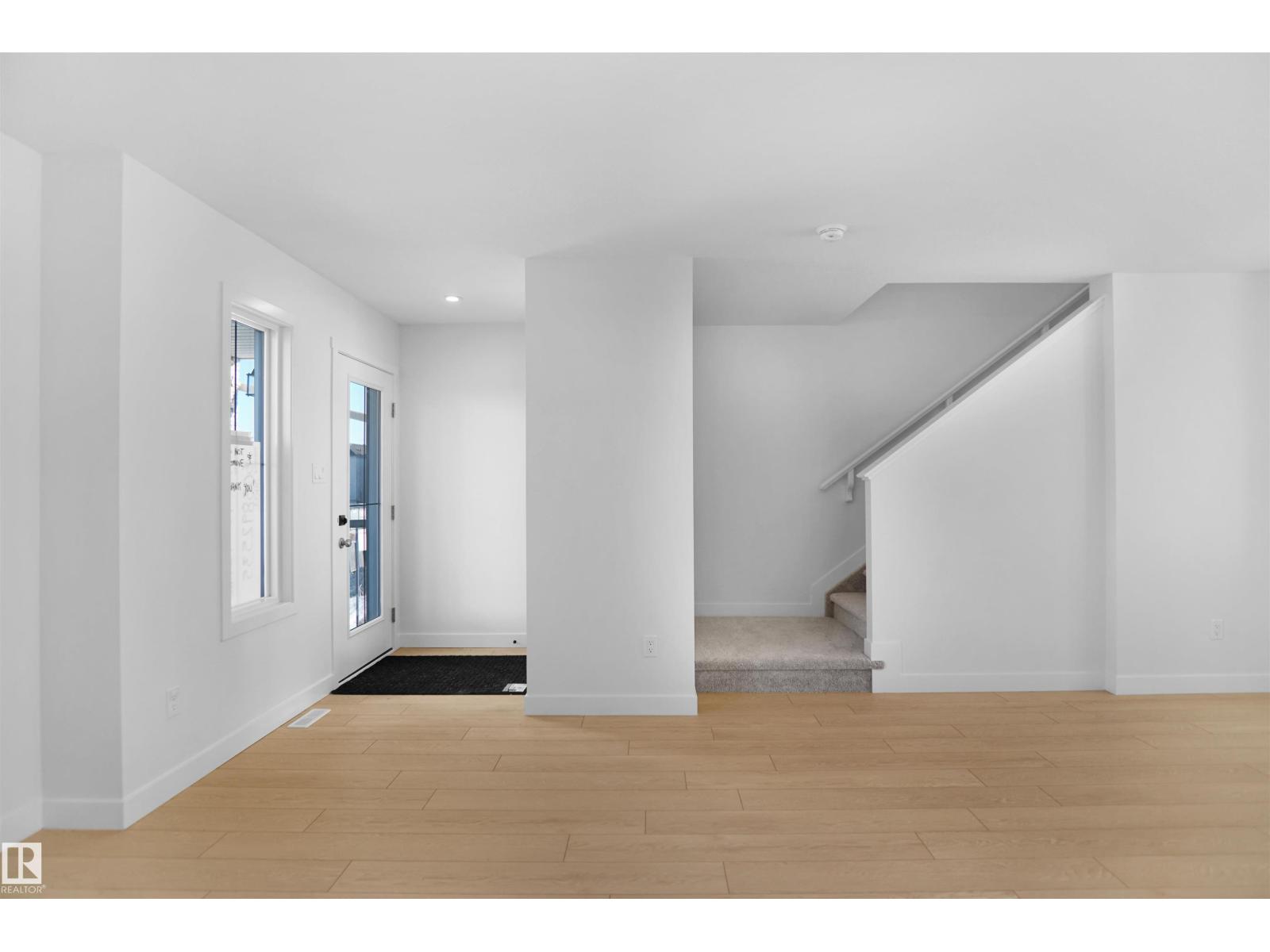 7331 181 AV NW