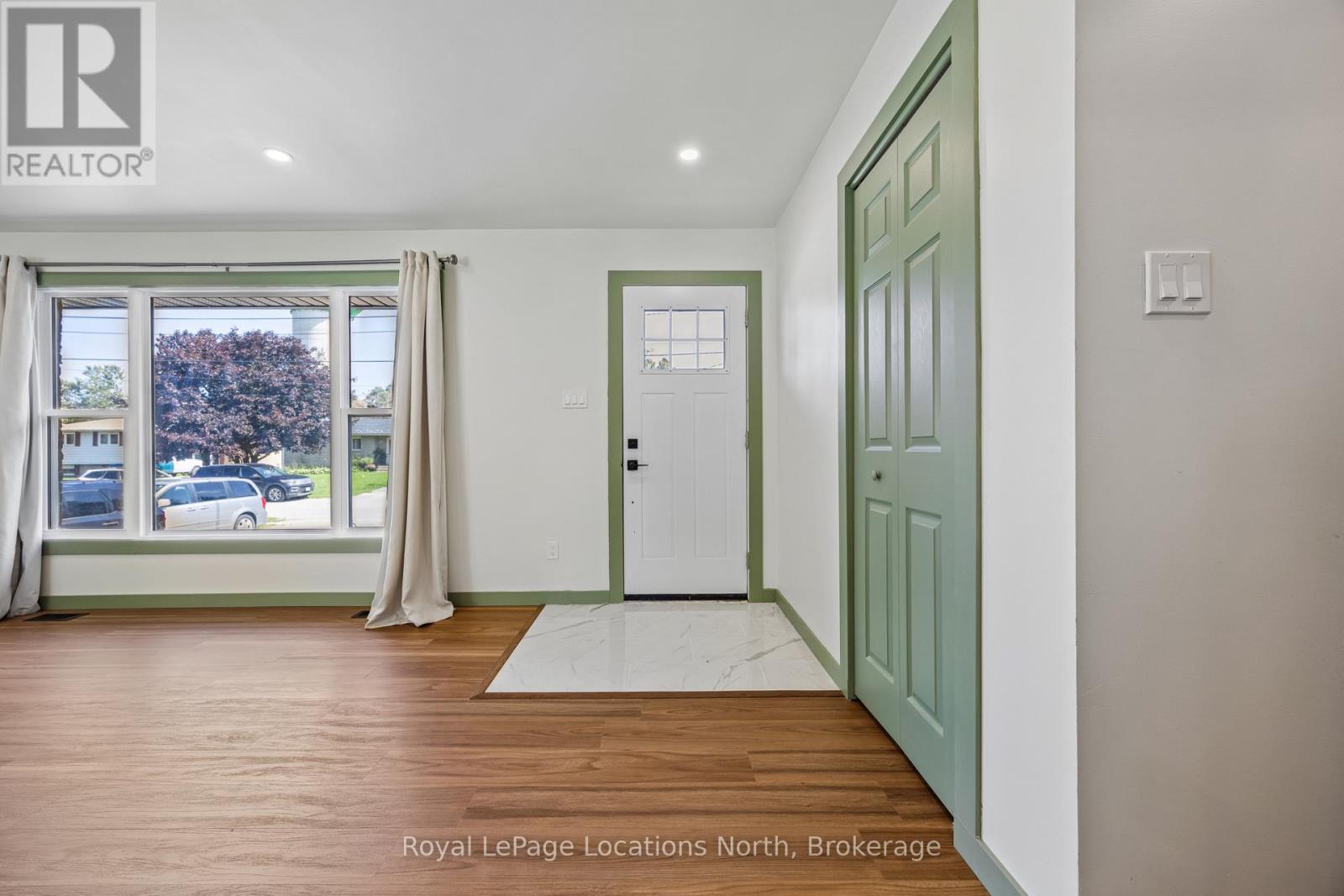 2 MCDOWELL STREET