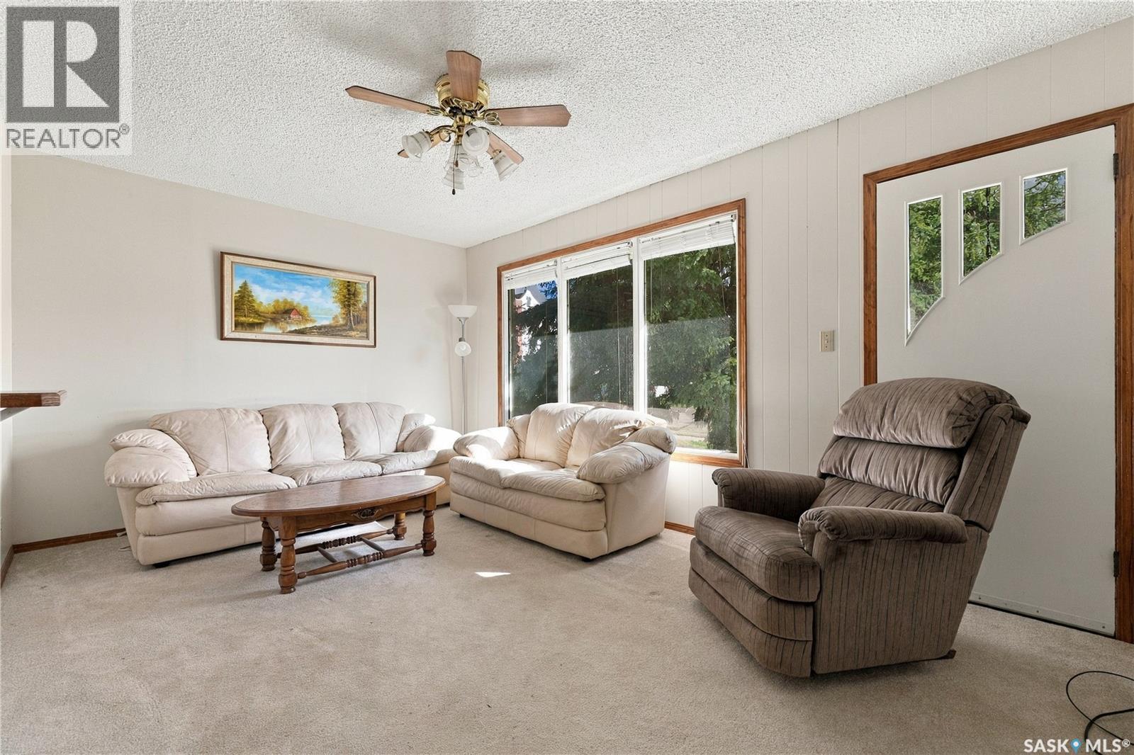 114 Colborne AVENUE