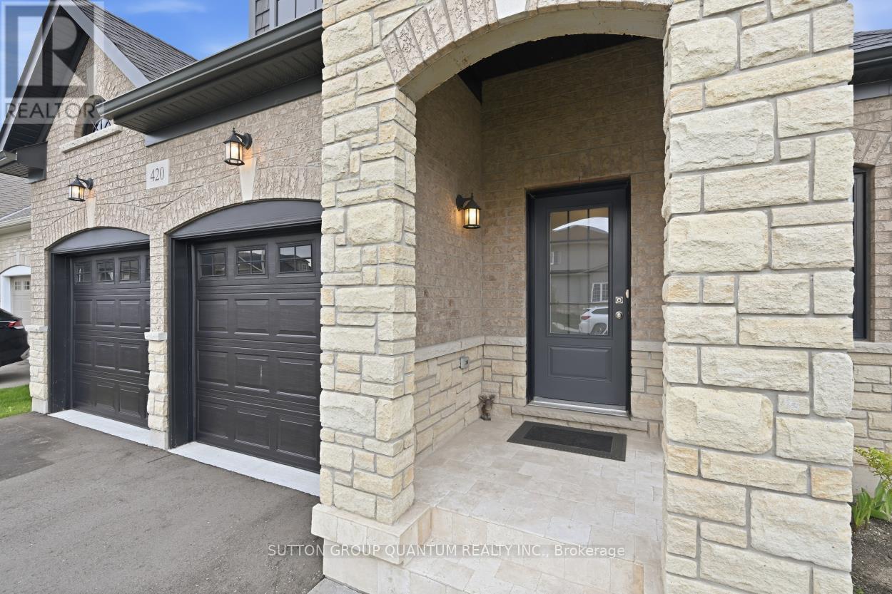 420 WILLIAMS CRESCENT