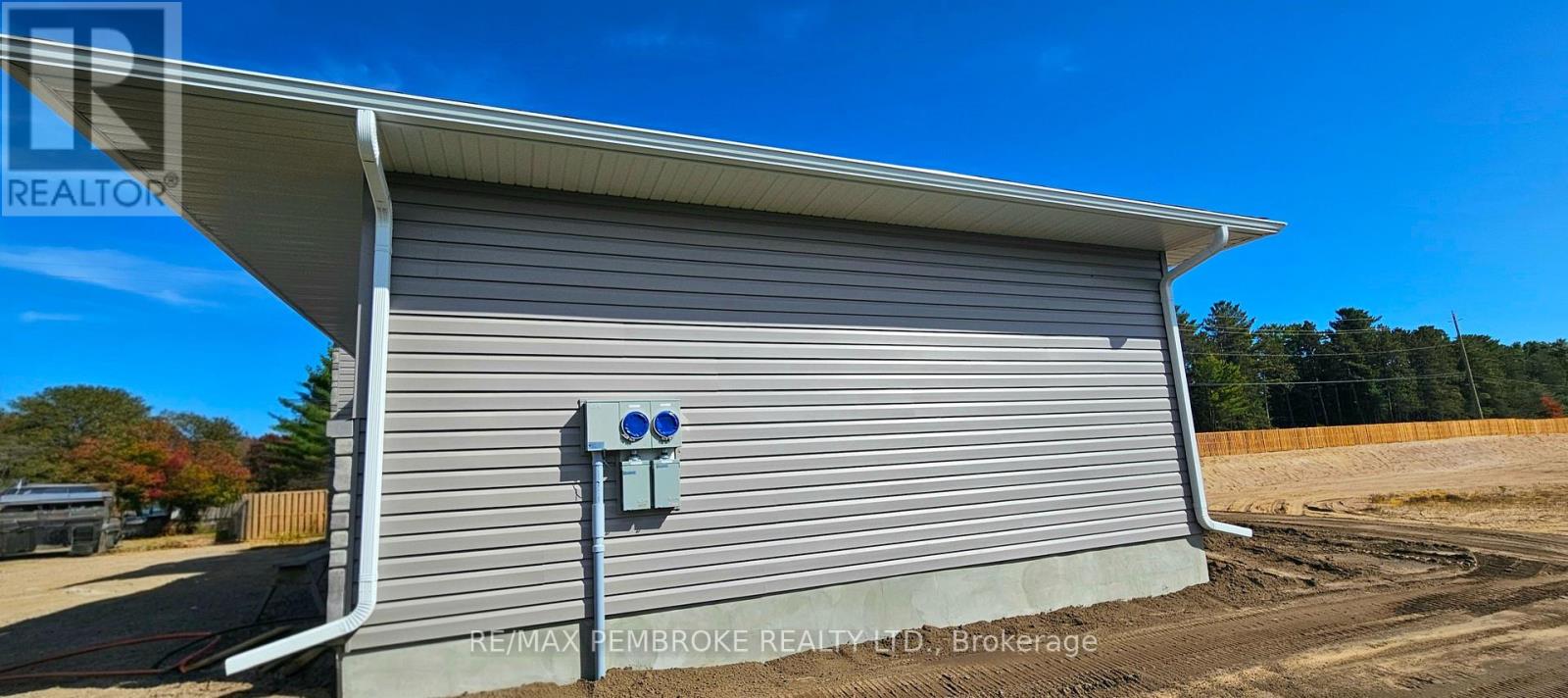 32 JADE AVENUE
