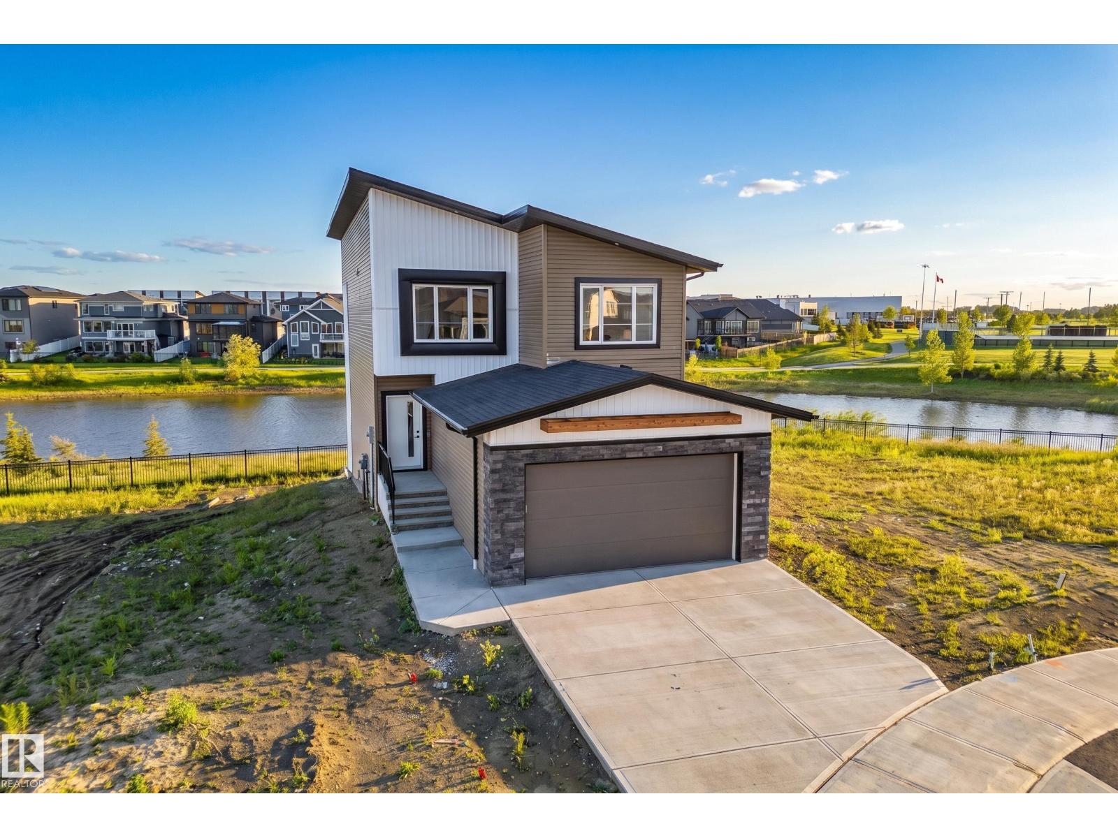 34 ELDRIDGE PT