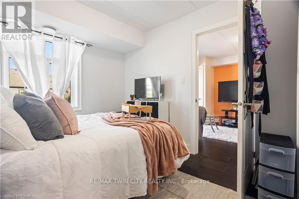 204 - 64 FREDERICK DRIVE