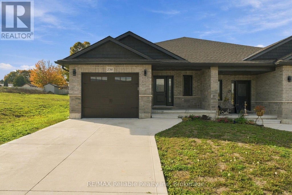 236 BEECH STREET, CENTRAL HURON (CLINTON), ON N0M 1L0 - Image 4244889535.jpeg?d=l