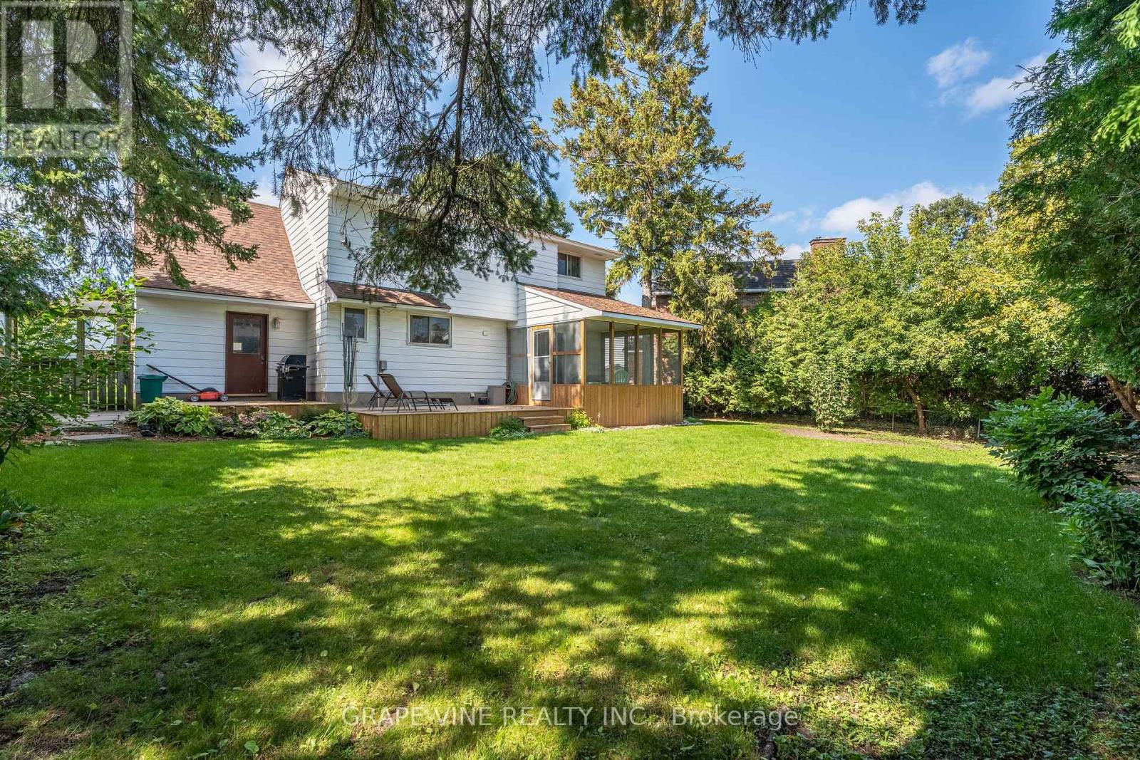 1323 FERNWOOD DRIVE
