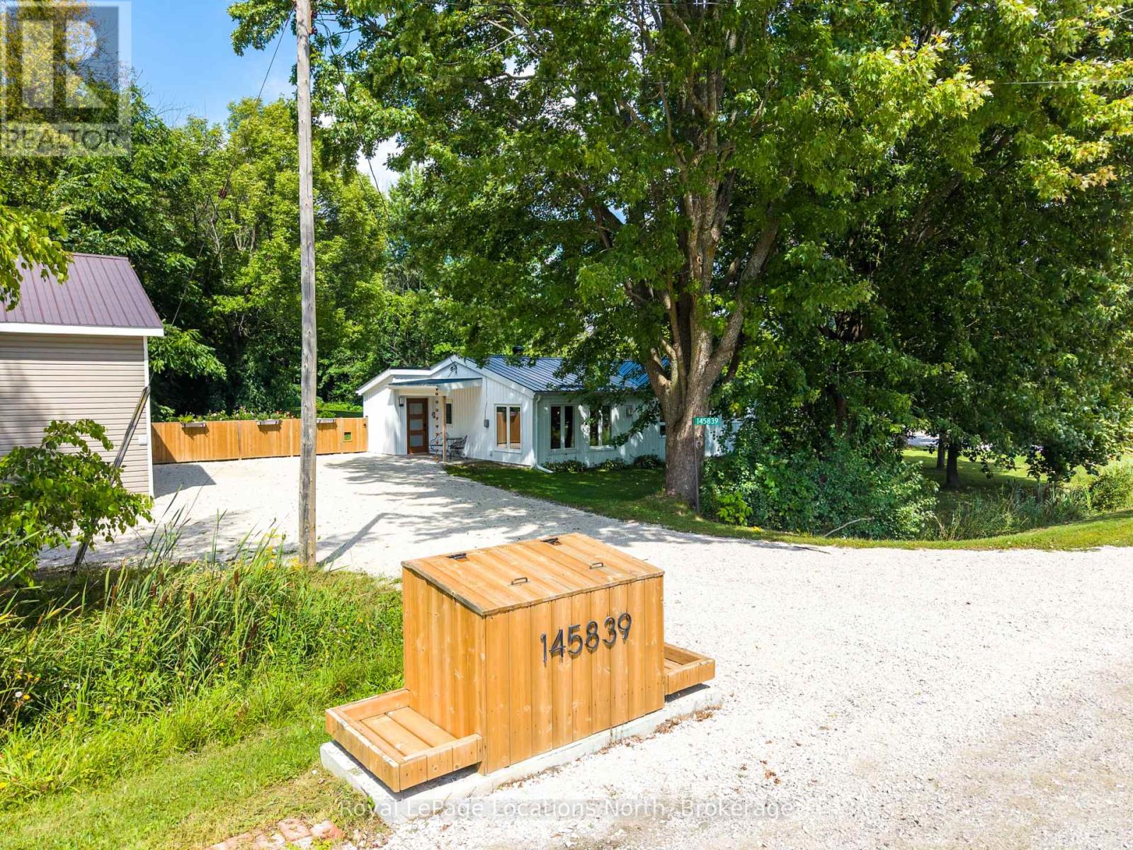145839 GREY ROAD 12