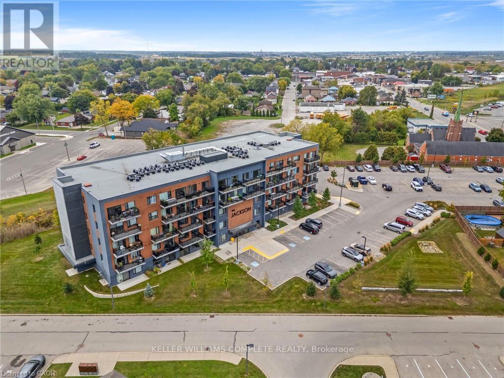 413 - 64 MAIN STREET N