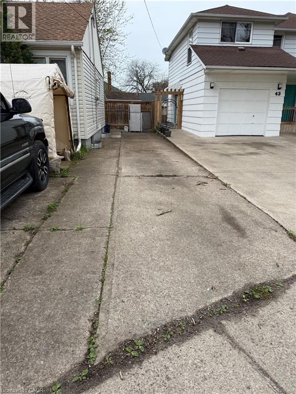 41 BEAMER Street Unit# 2