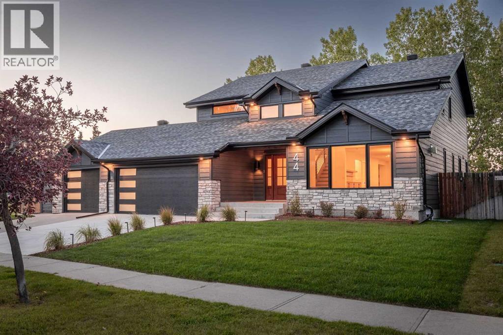 44 Canterbury Drive SW