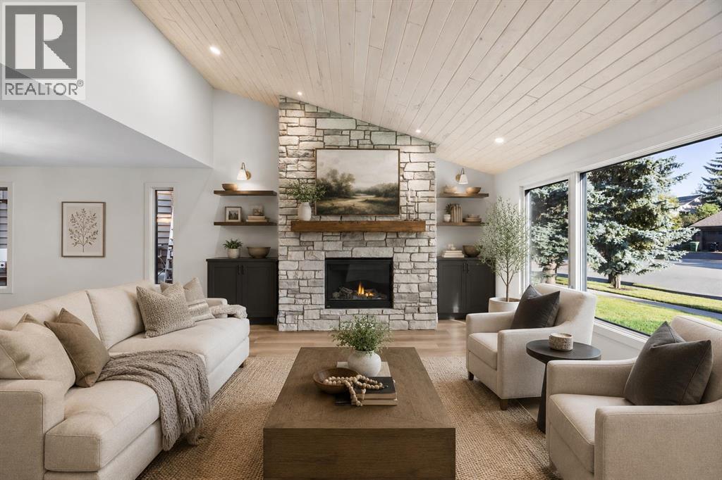 44 Canterbury Drive SW