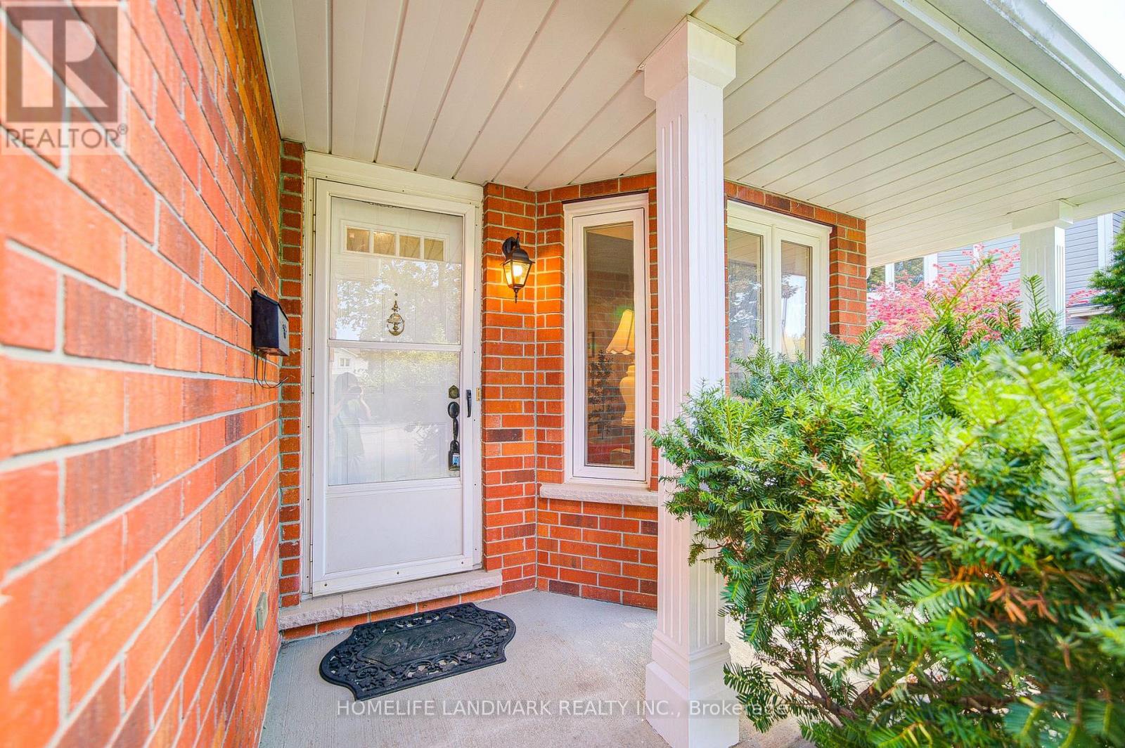 511 BARINGHAM PLACE