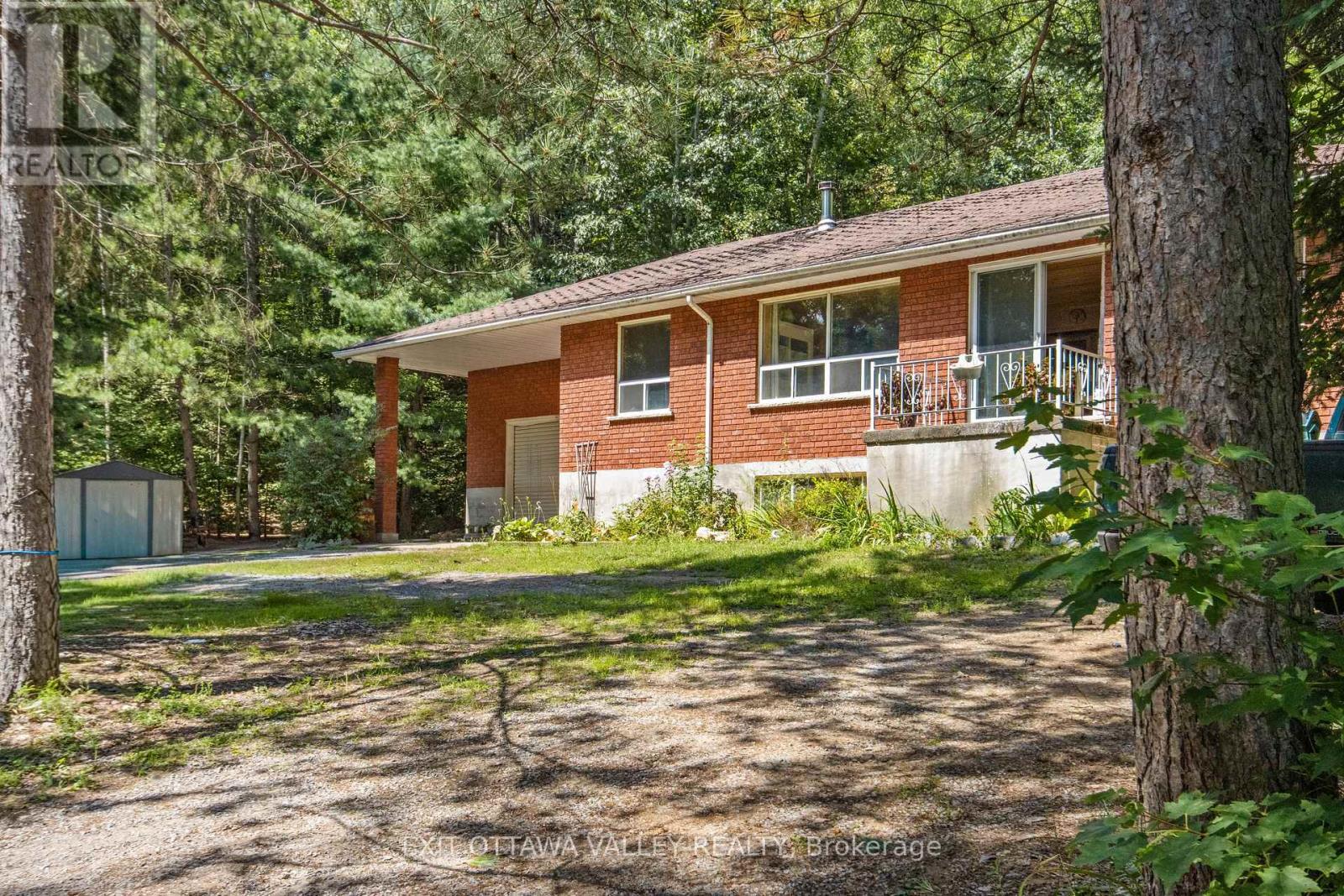561 LONG LAKE ROAD - Photo 4