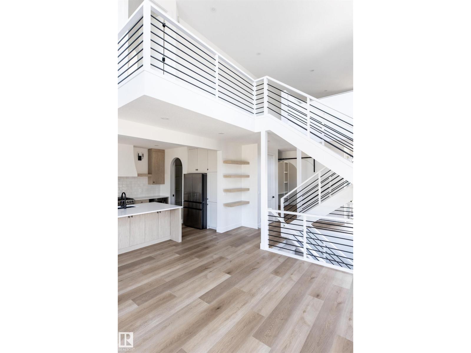 31 NEWBURY CI