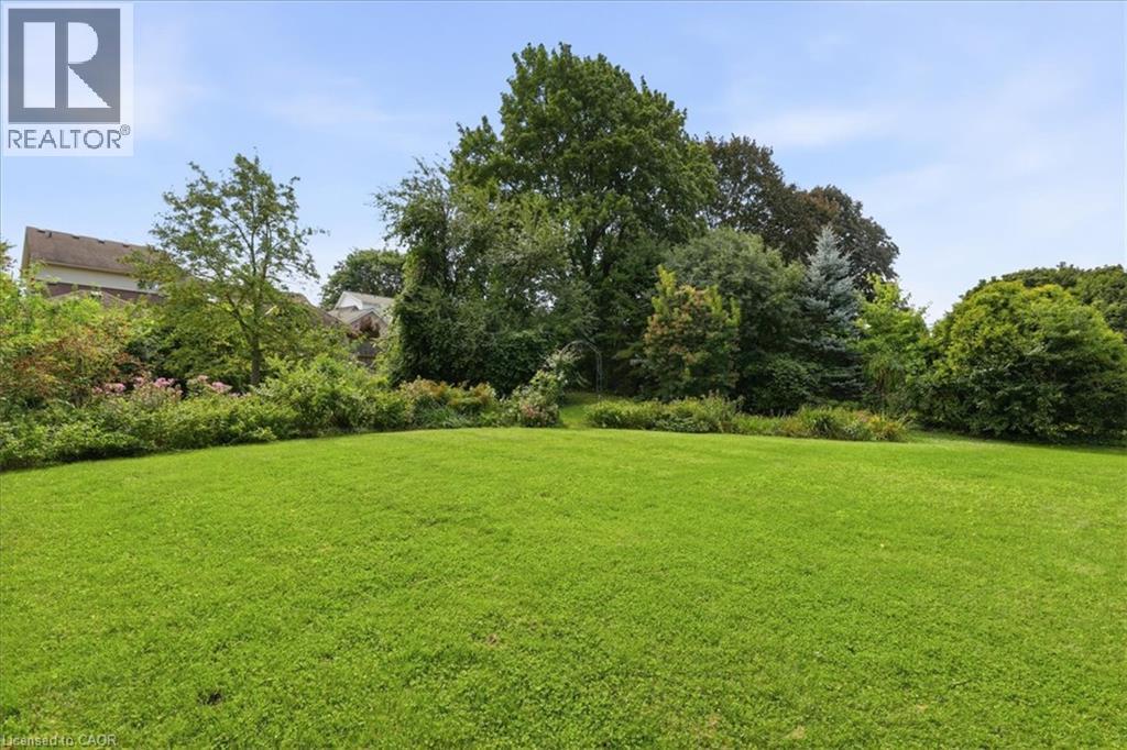 419 FORESTLAWN Road