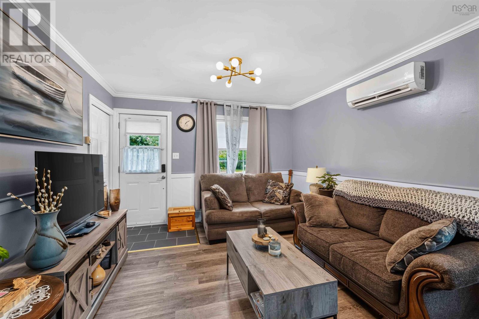 130 Sunset Crescent - Photo 3