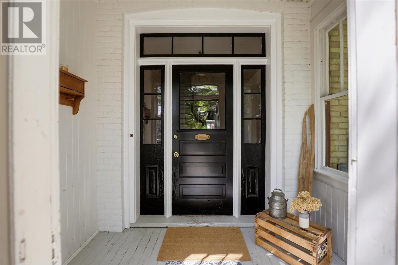 36 Herrick ST - Photo 4