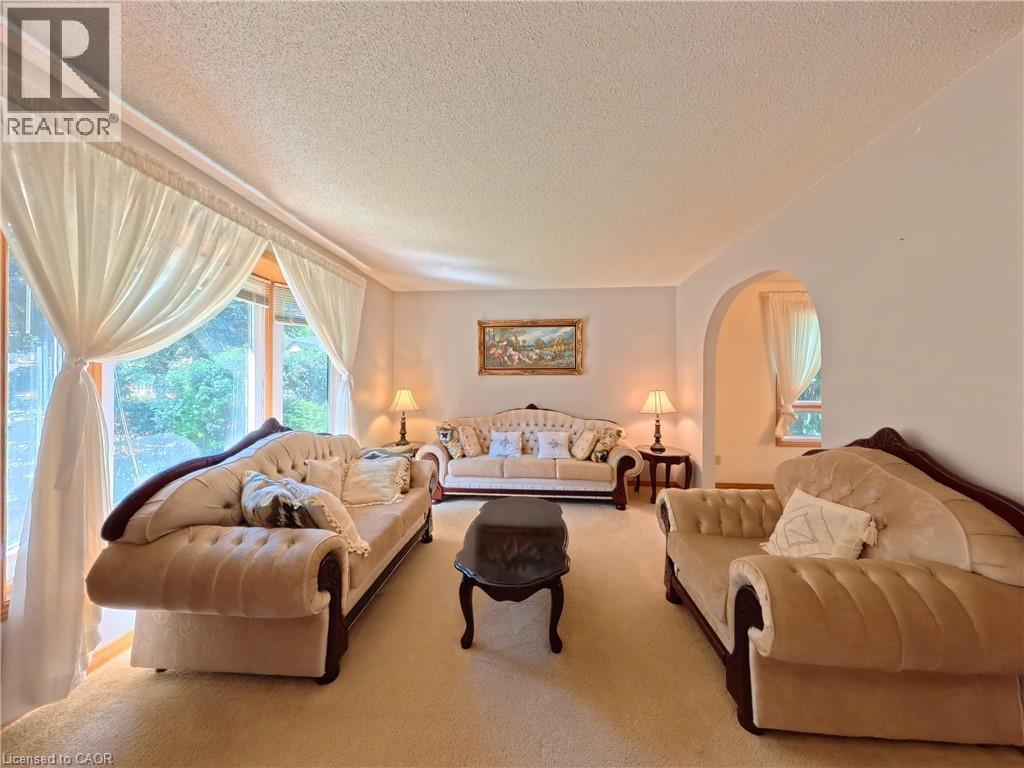 56 SCENIC WOOD Crescent
