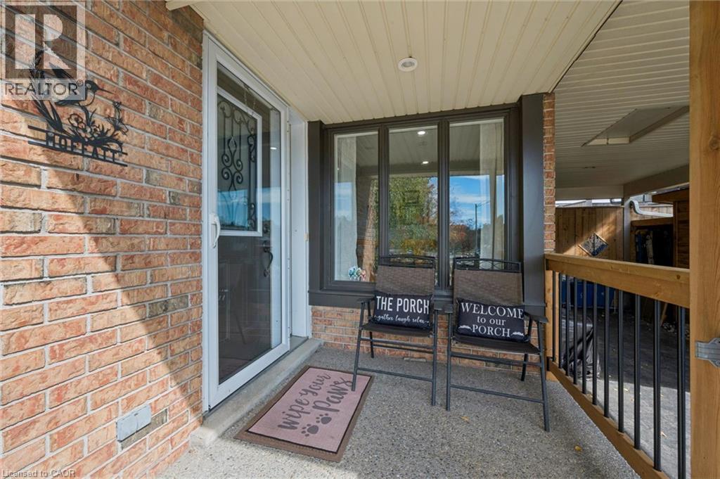172 LAURENTIAN Drive