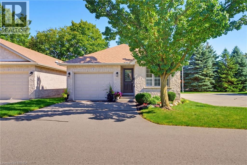 73 MORTON Avenue W Unit# 9
