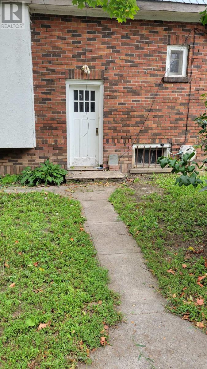312 COLBORNE STREET