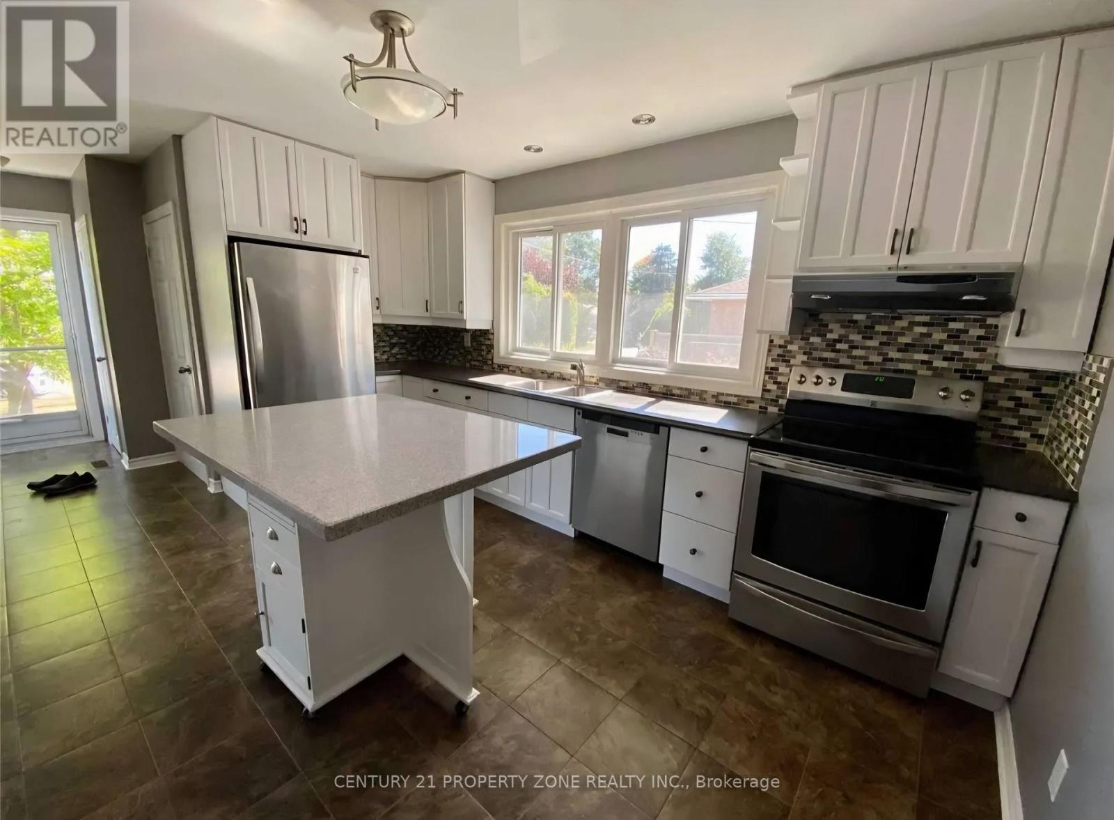 5439 CORNWALL CRESCENT