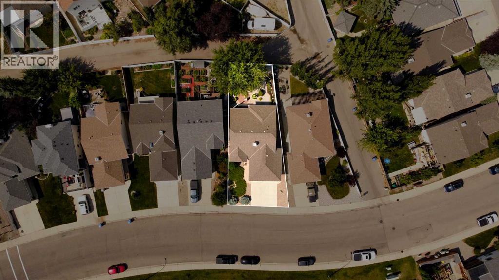 66 Heritage Road W