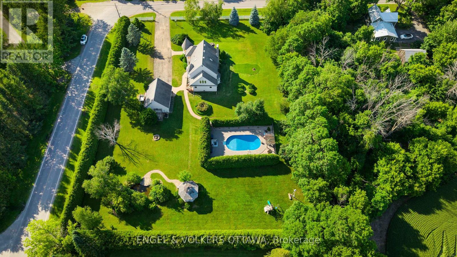 2410 CONCESSION ROAD
