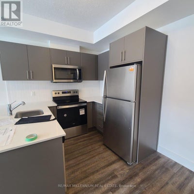 209 - 107 Roger St, Waterloo, ON 2
