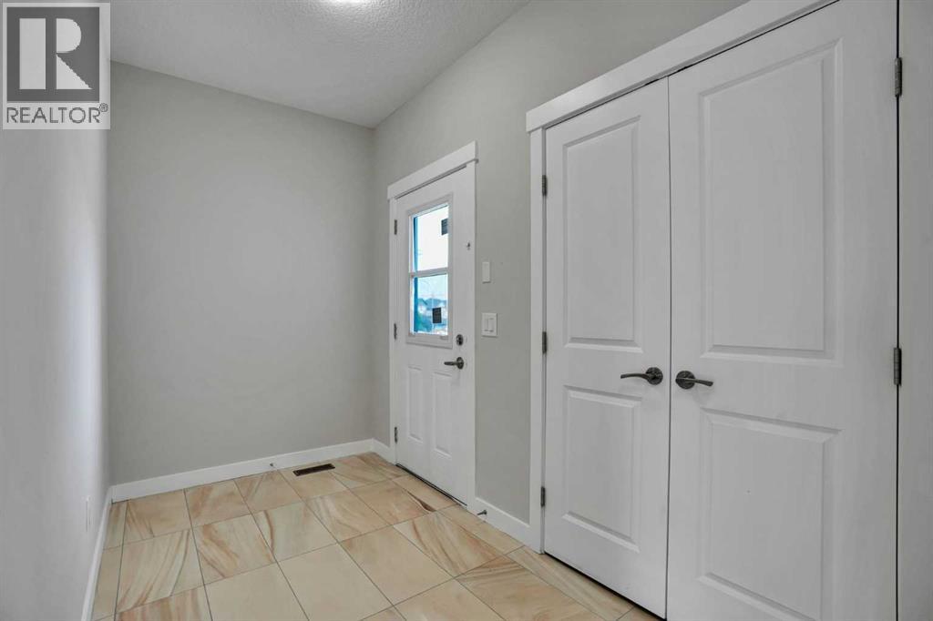 368 Nolanhurst Crescent NW