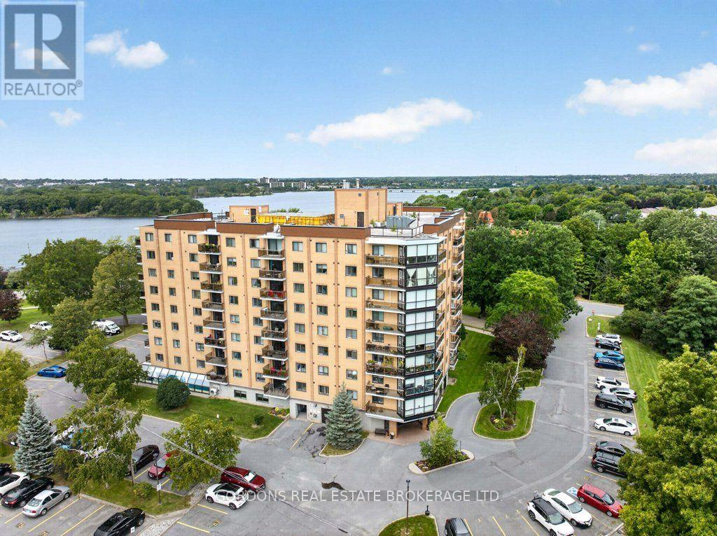 201 - 120 BARRETT COURT