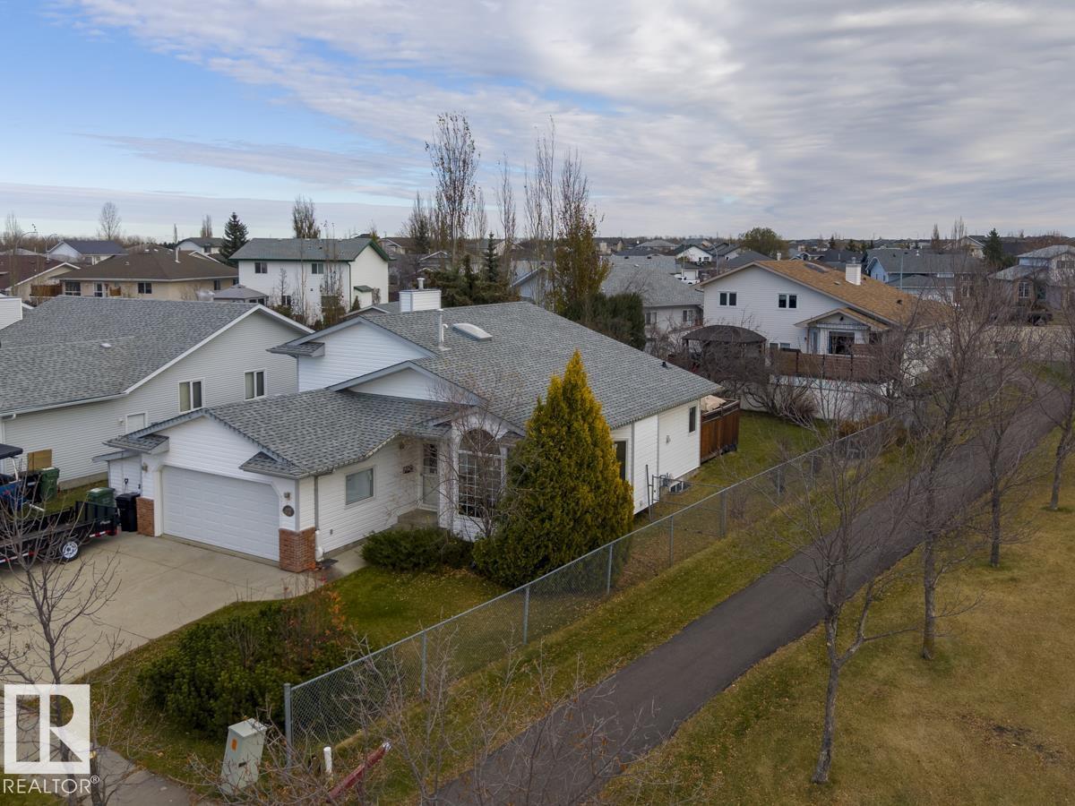 47 MCLEOD CR