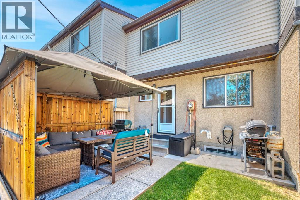 62, 630 Sabrina Road SW