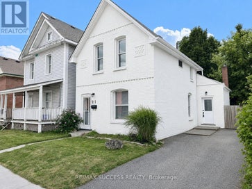21 WEBLING STREET Brantford ON N3S 2S8