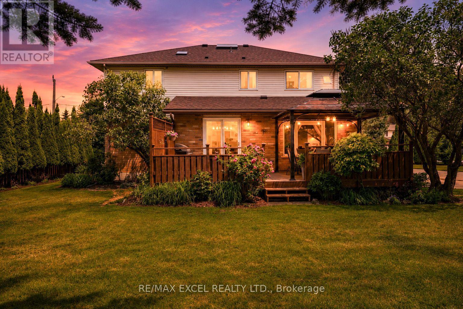 1032 SUNSET DRIVE