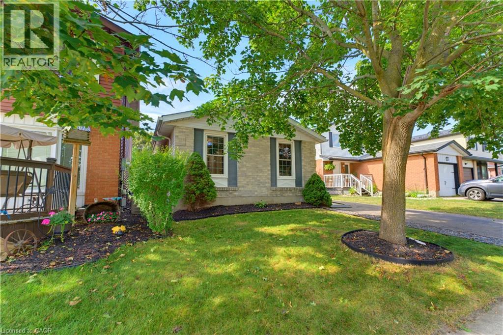 431 WEST ACRES Drive
