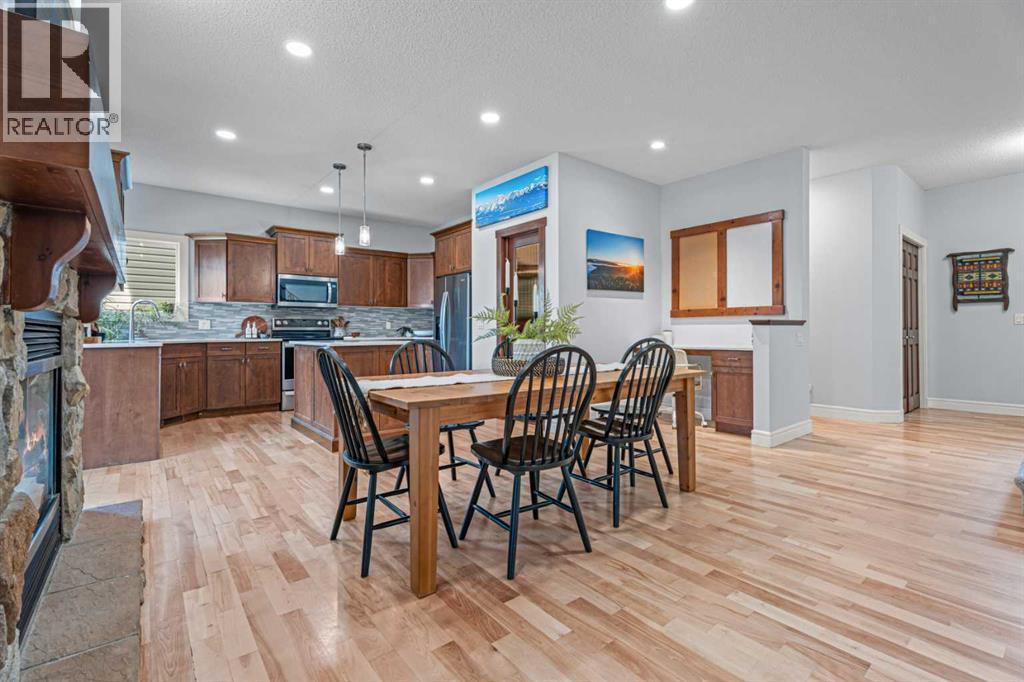 295 Aspen Hills Close SW