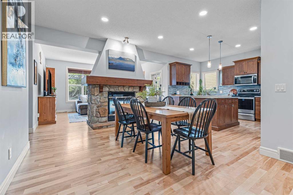 295 Aspen Hills Close SW