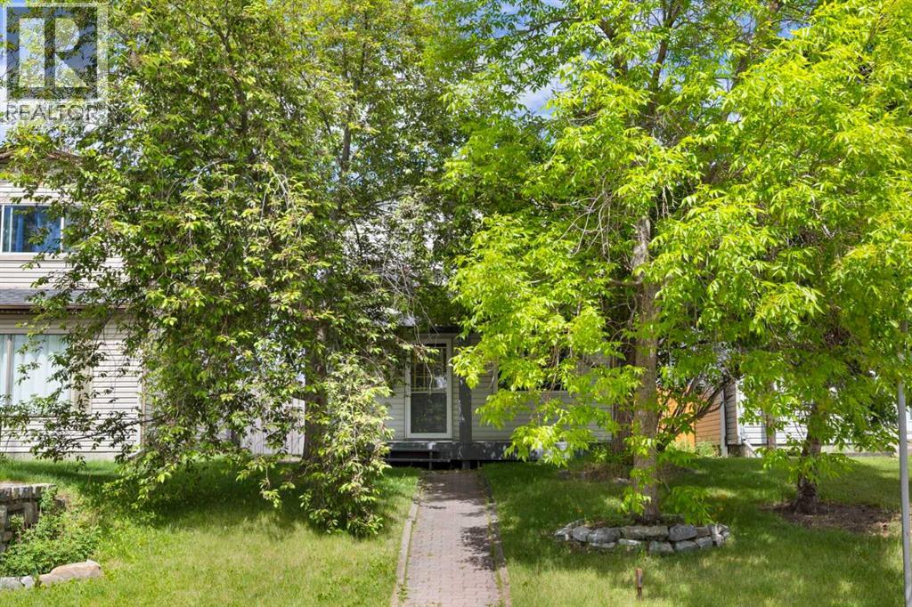 84 Abingdon Crescent NE