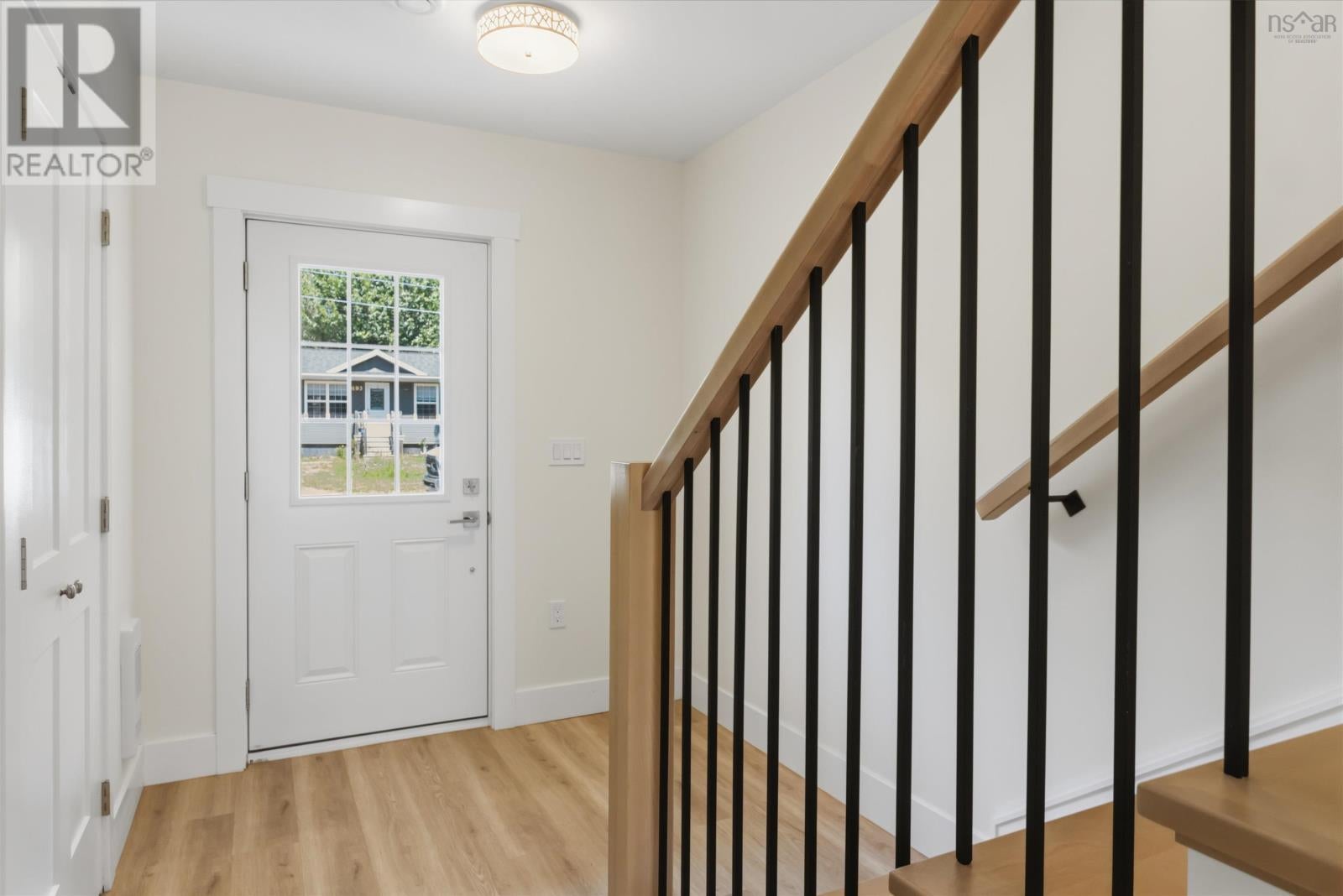 490 Bill Street - Photo 4