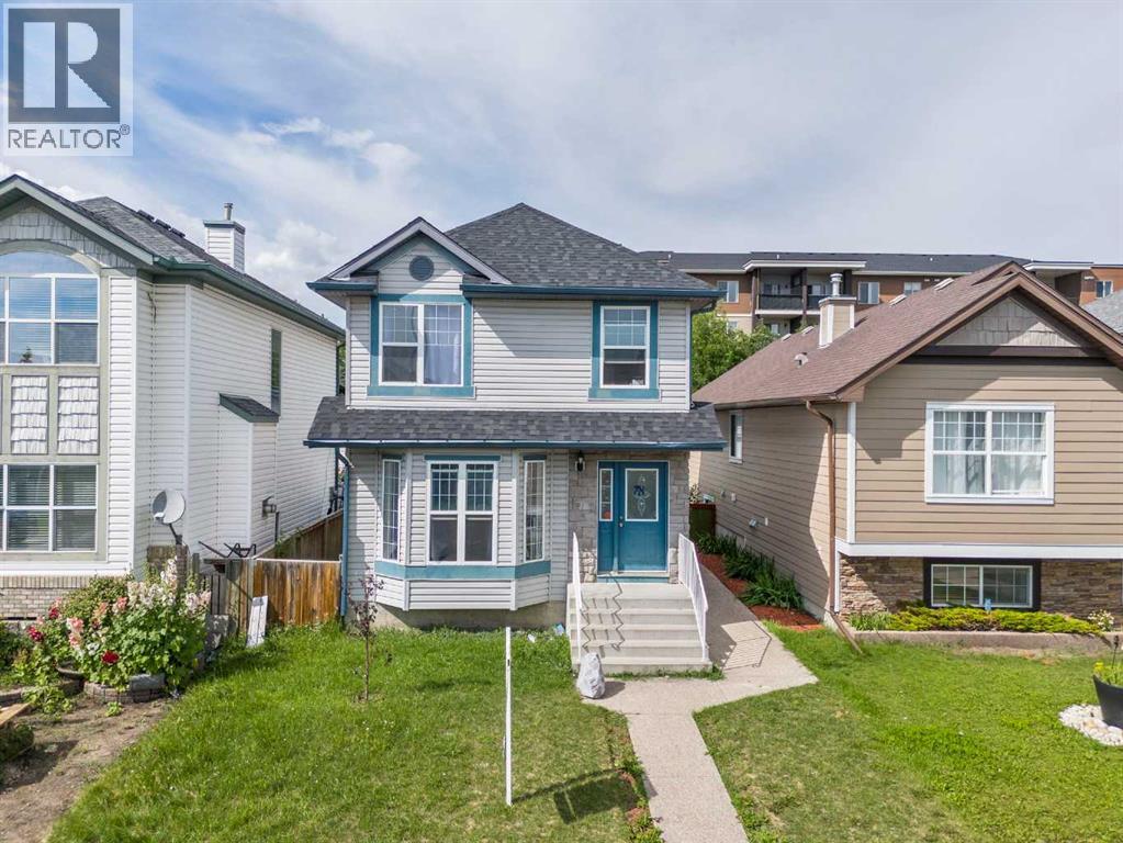 78 Tarington Place NE