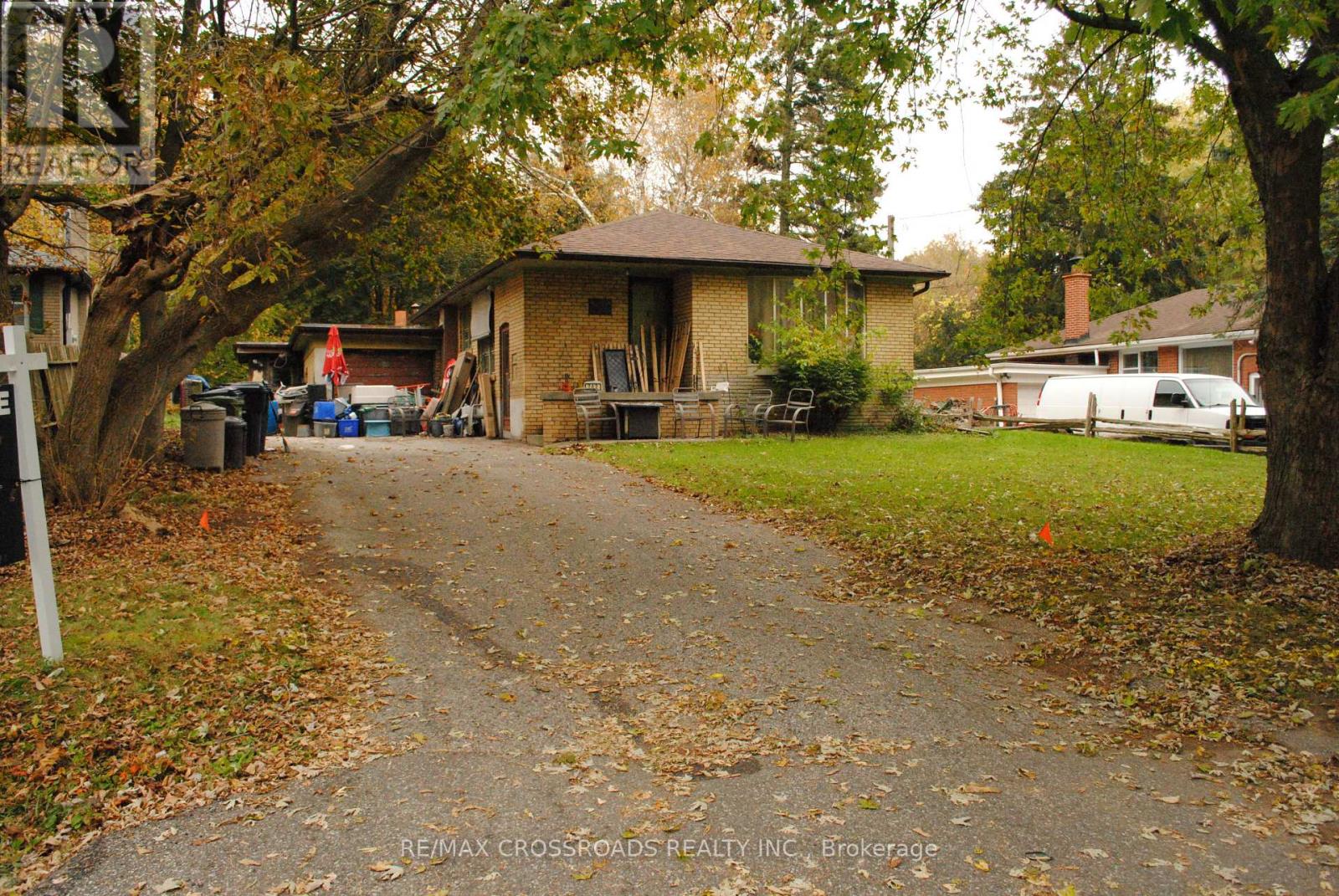 242 ISLAND ROAD