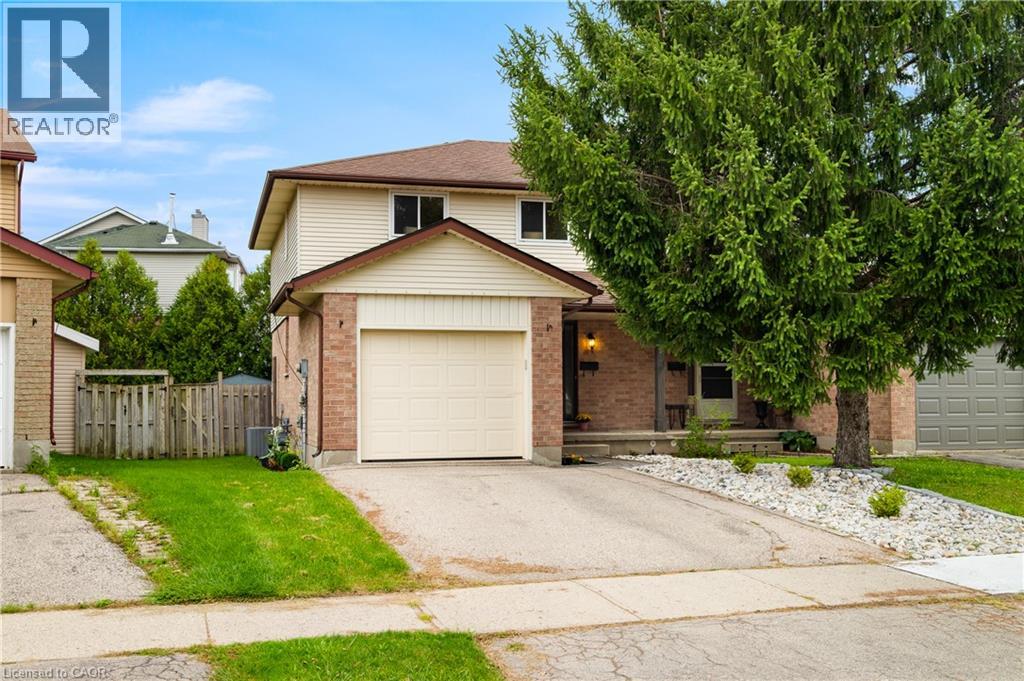647 PINEROW Crescent Unit# A