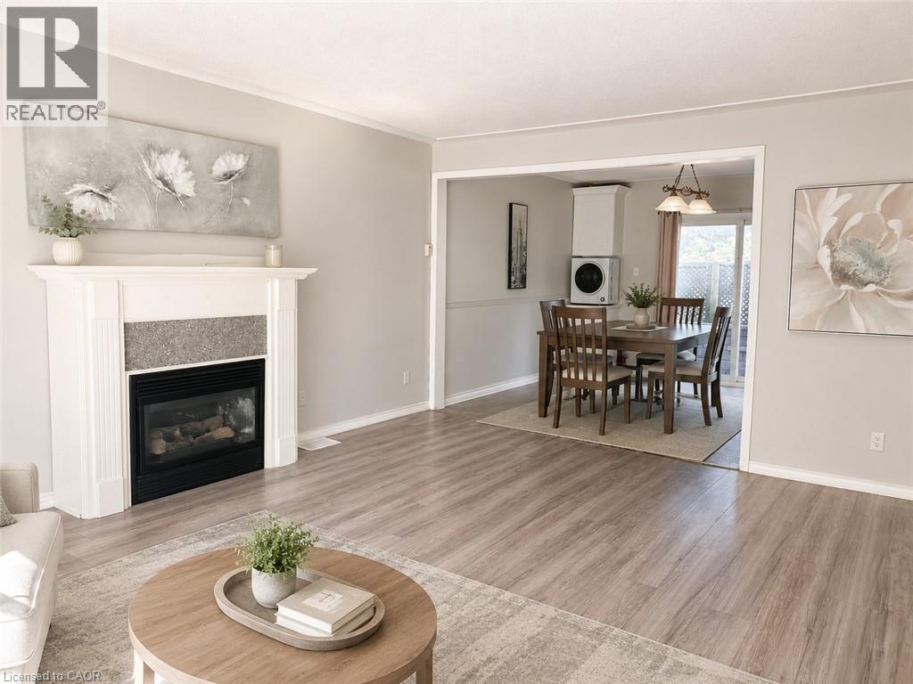 580 FOREST HILL Drive Unit# Upper