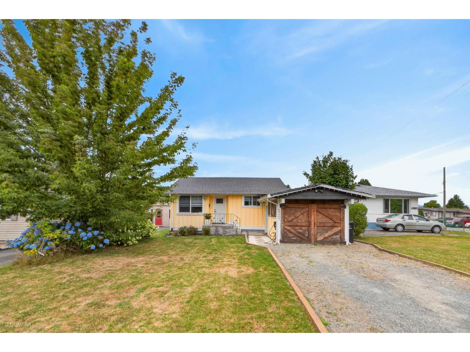 45407 WELLINGTON AVENUE, Chilliwack Proper West