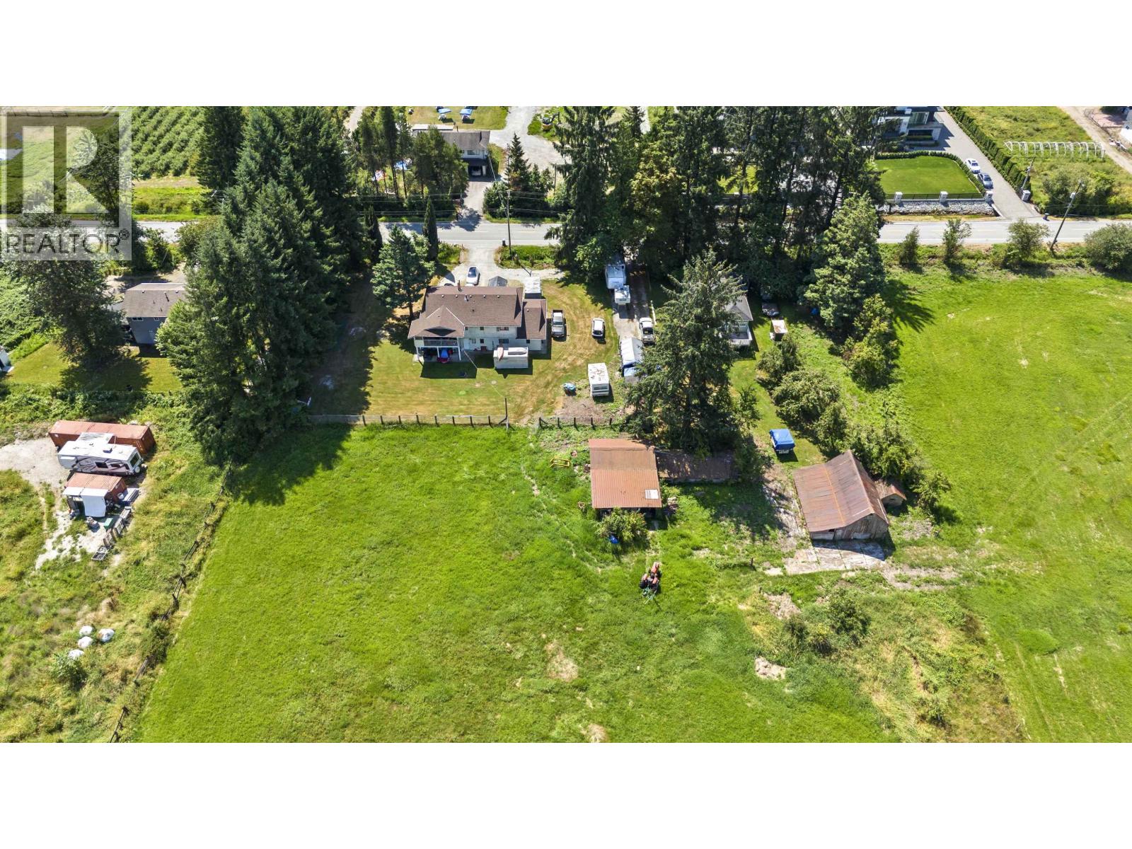 489 PRAIRIE AVENUE