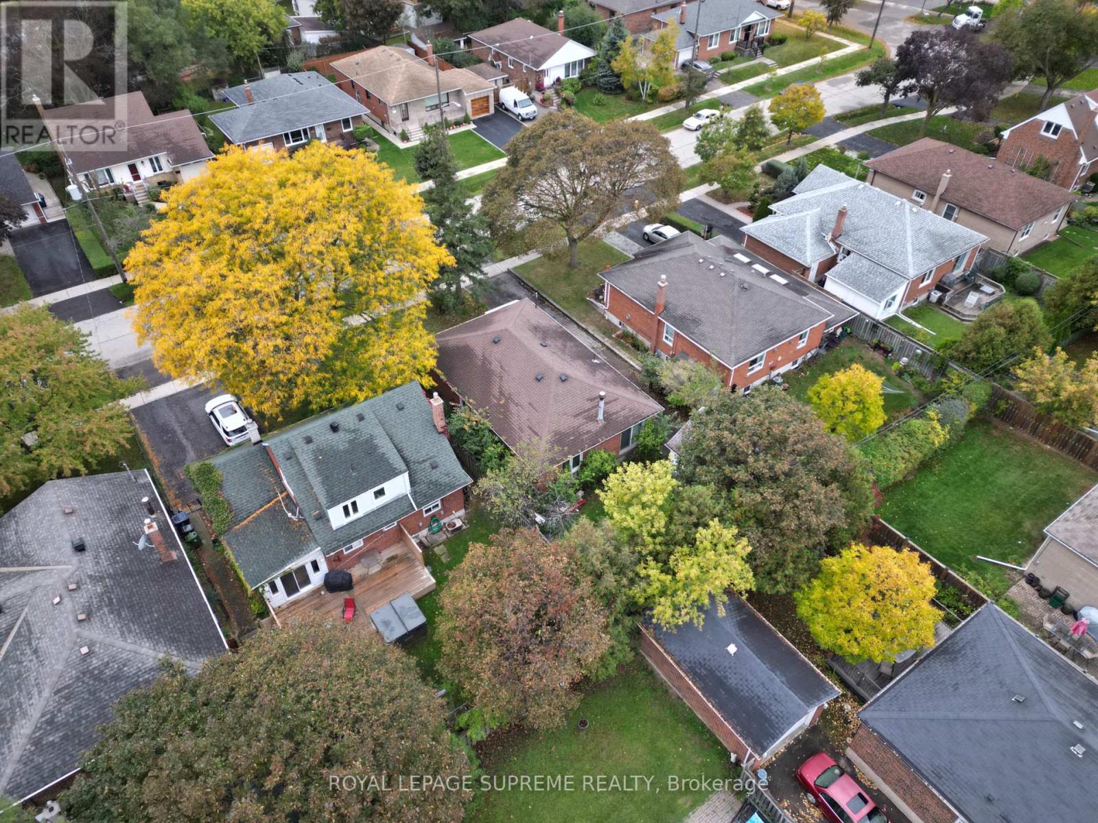 19 BRIDGETOWN DRIVE