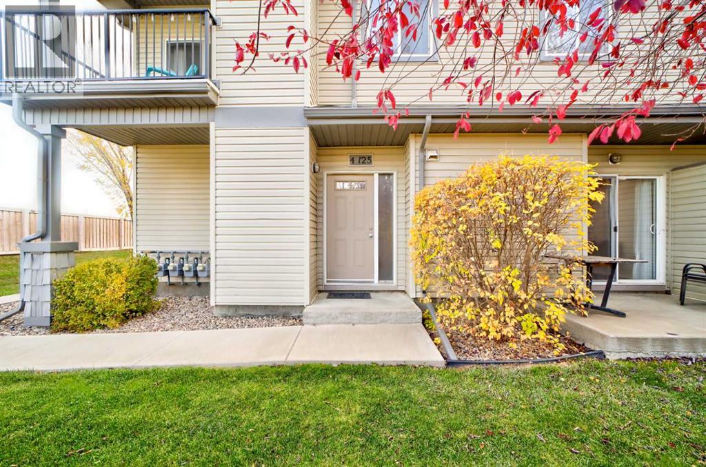 4, 125 Silkstone Road W