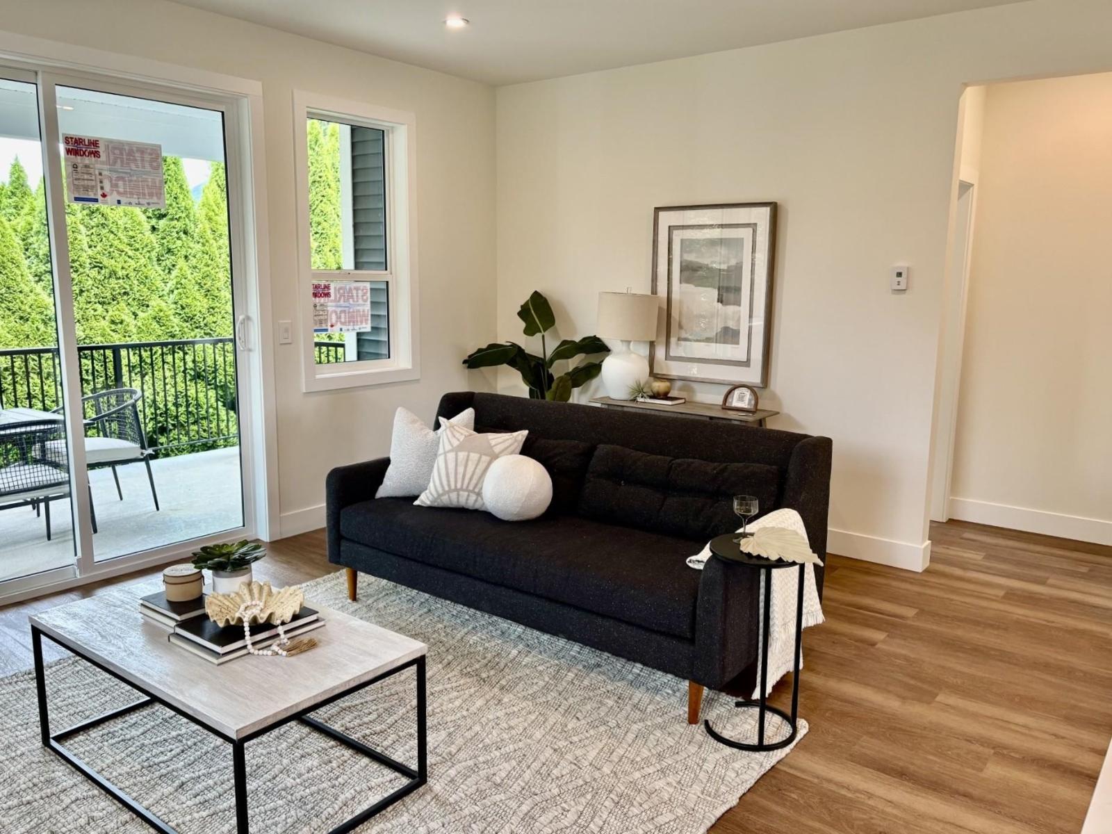 10167 HYMAR DRIVE, Fairfield Island